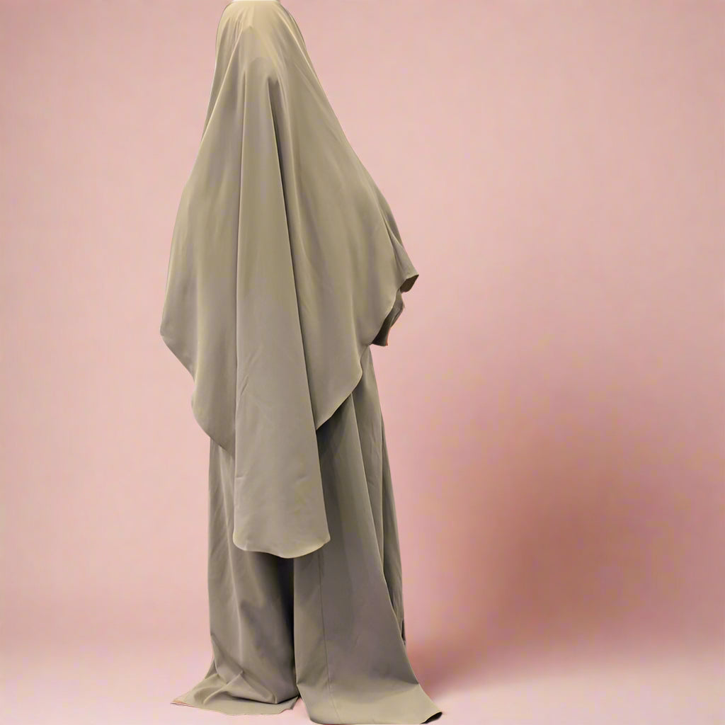 Jubah Insyirah