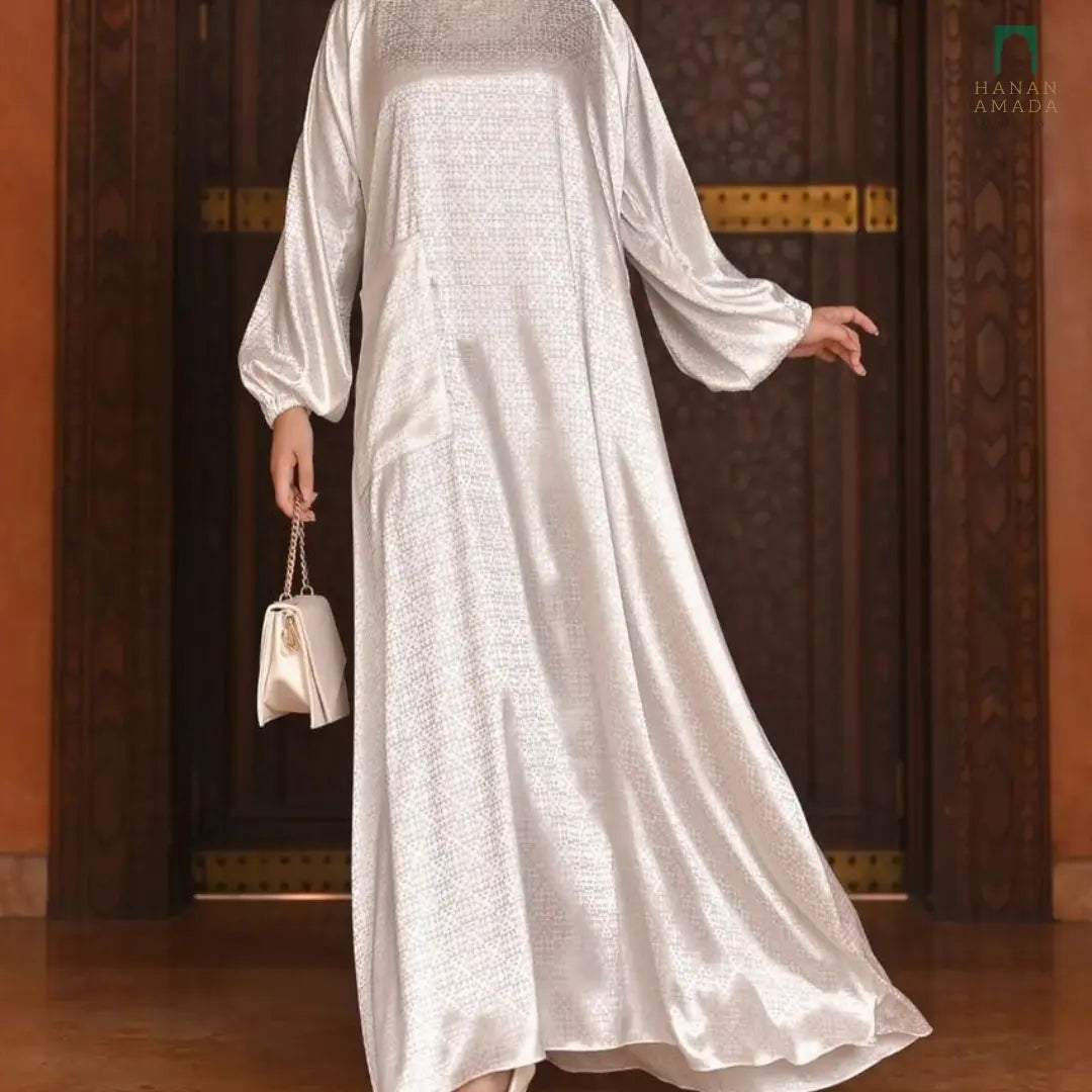 Abaya Qawiya Hanan Amadahajj_umrah